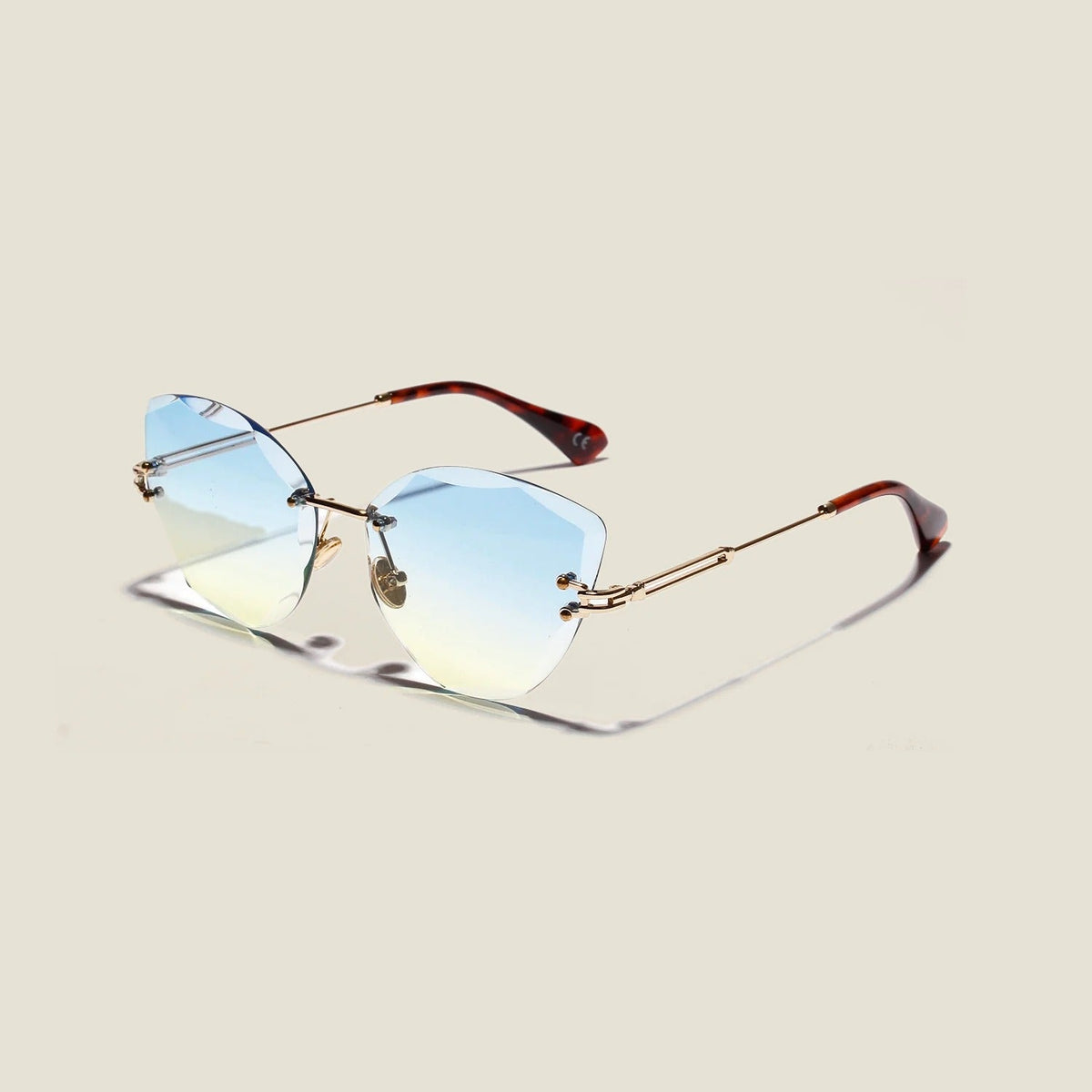 Facettierte Cat-Eye-Sonnenbrille Faye — Ansicht 4