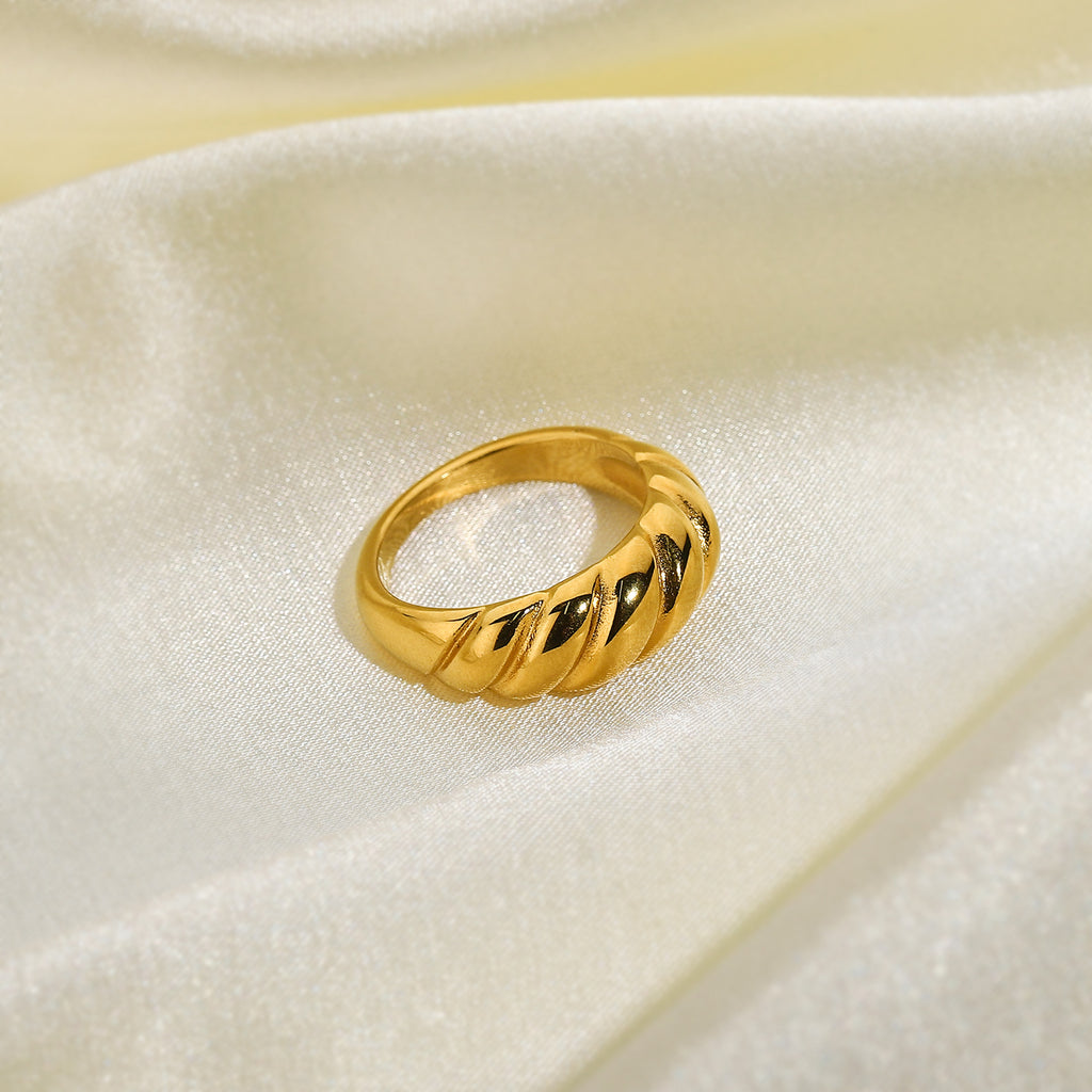 Sirio Stacking Ring — view 6