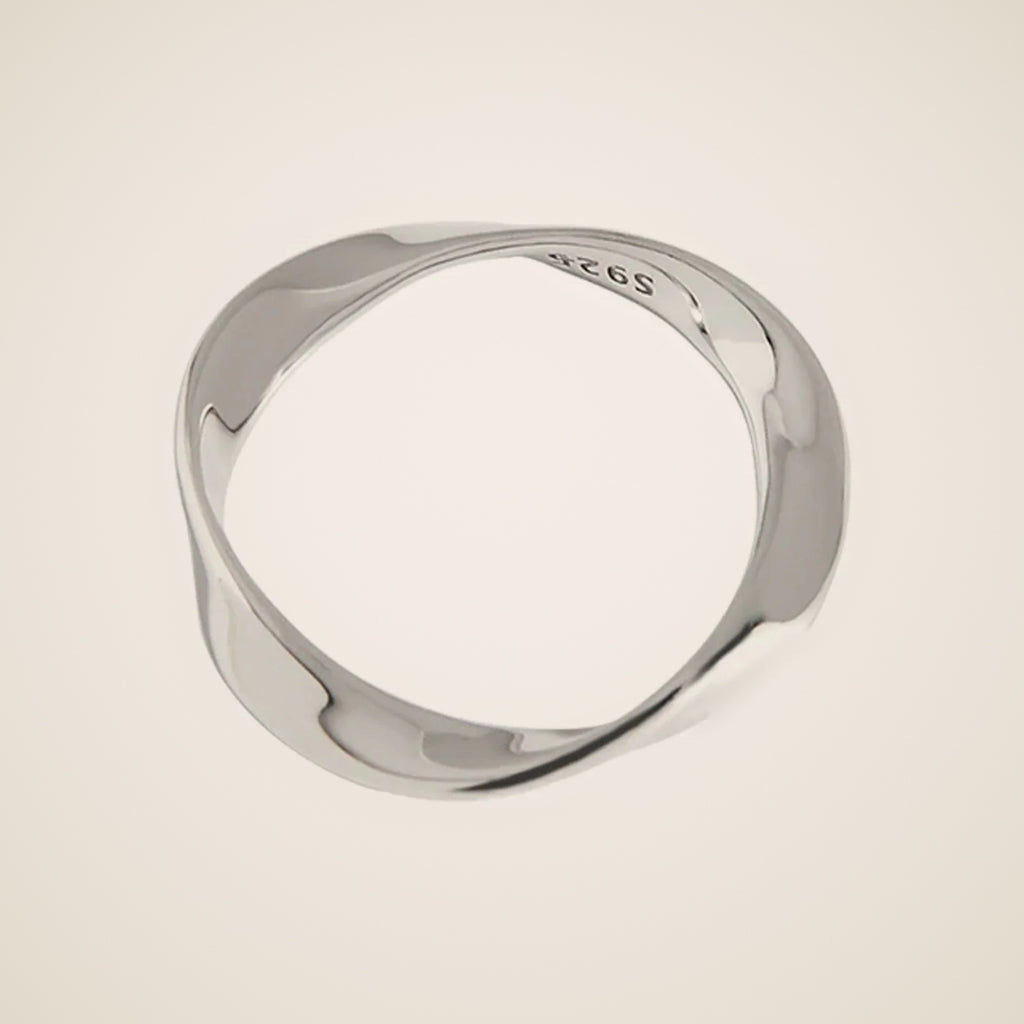 Maia Möbius Twist Ring — view 1